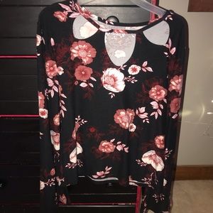 Keyhole Bell Sleeve Top